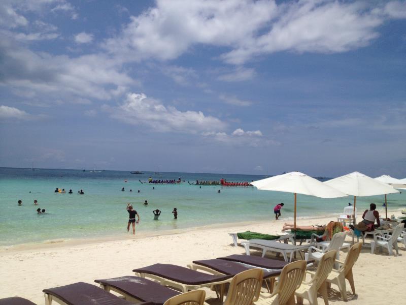 ไวท์ บีช เดอ โบราเคย์ Hotel Balabag  ภายนอก รูปภาพ