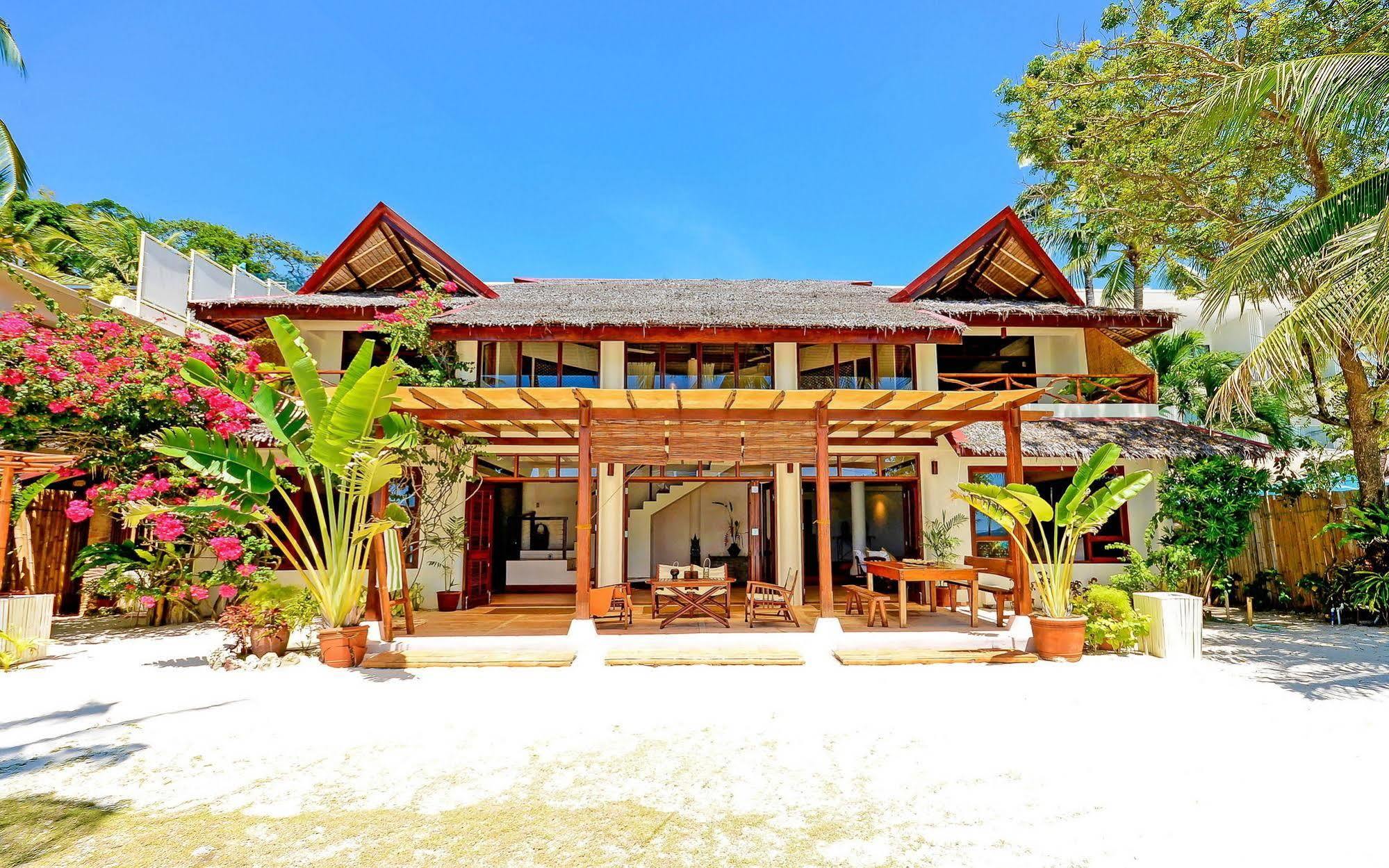 ไวท์ บีช เดอ โบราเคย์ Hotel Balabag  ภายนอก รูปภาพ