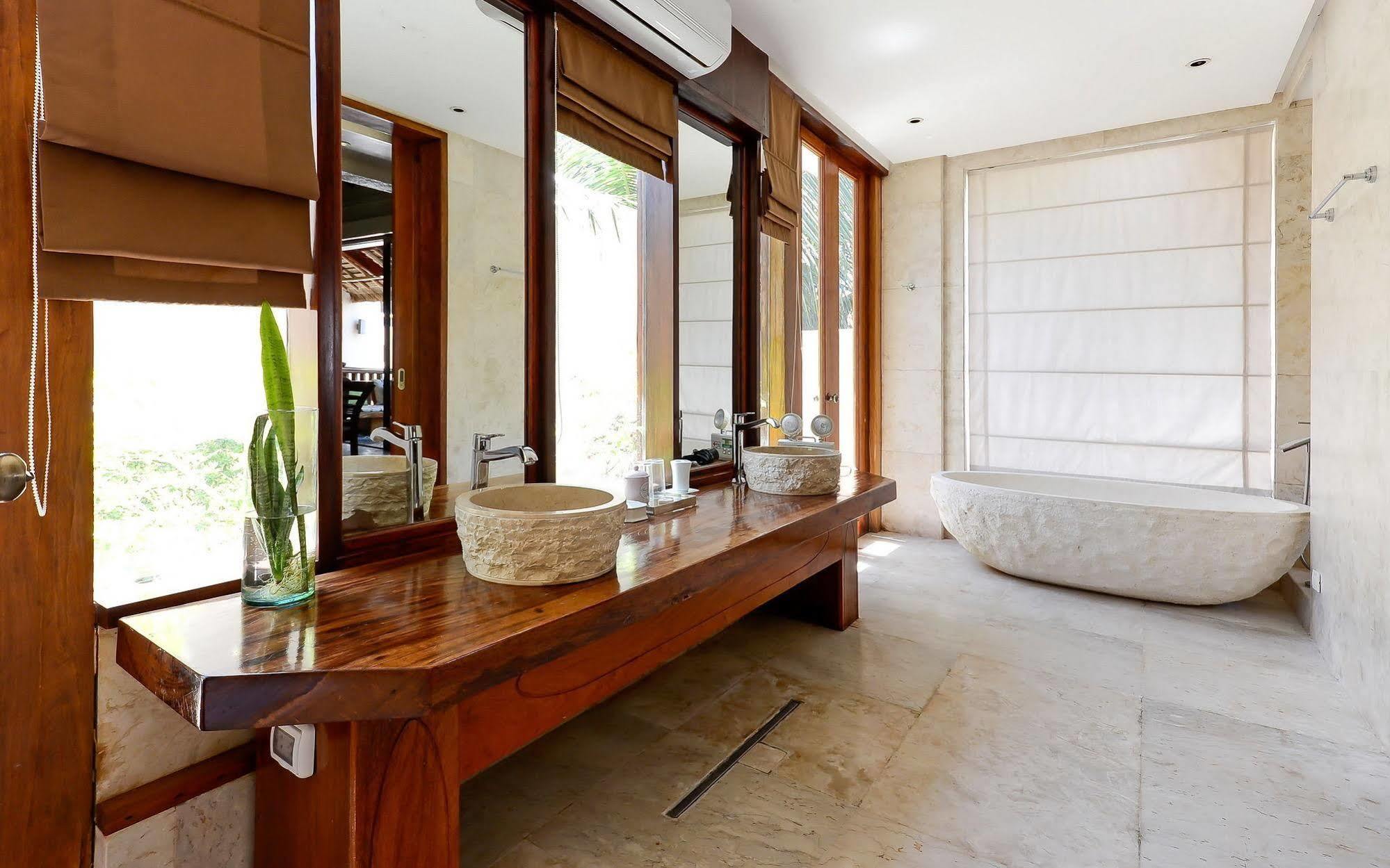 ไวท์ บีช เดอ โบราเคย์ Hotel Balabag  ภายนอก รูปภาพ