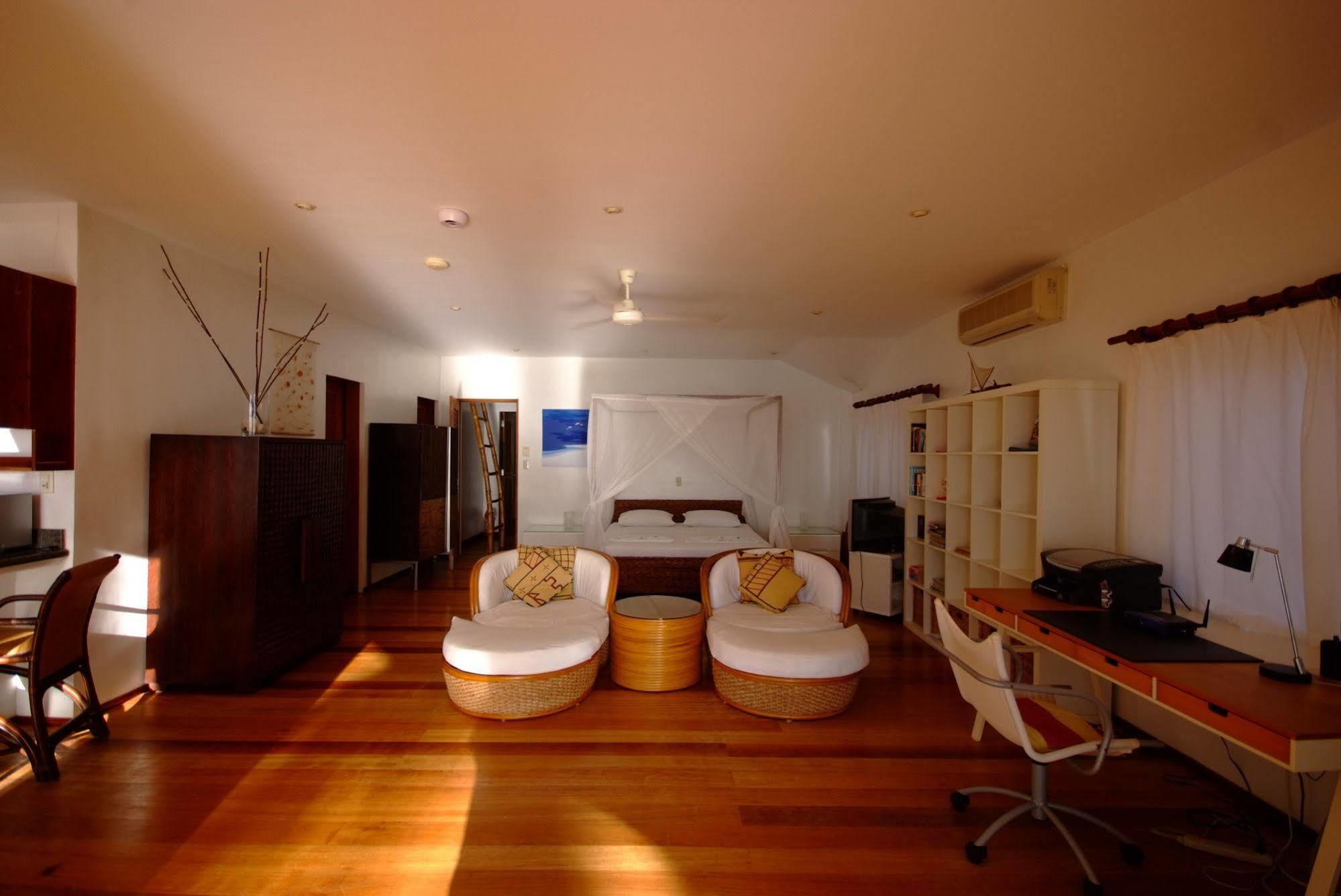ไวท์ บีช เดอ โบราเคย์ Hotel Balabag  ภายนอก รูปภาพ
