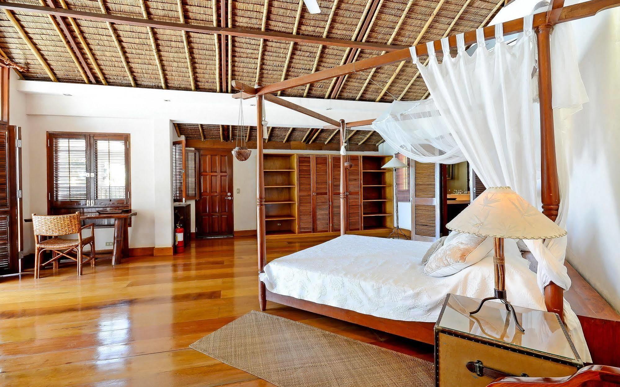 ไวท์ บีช เดอ โบราเคย์ Hotel Balabag  ภายนอก รูปภาพ